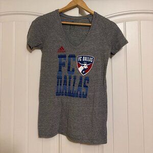 FC Dallas T Shirt Women's Medium Gray V Neck Short Sleeve Adidas MLS Soccer